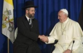 Papst Kruzifix1